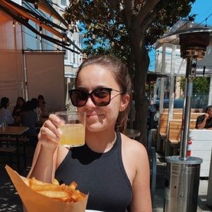 Meet your Posher, Sofia